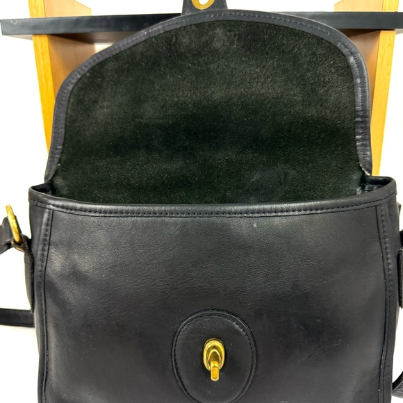 Vintage Coach Devon Classic Black Leather Crossbody Purse Please Read Listing - Picture 8 of 13